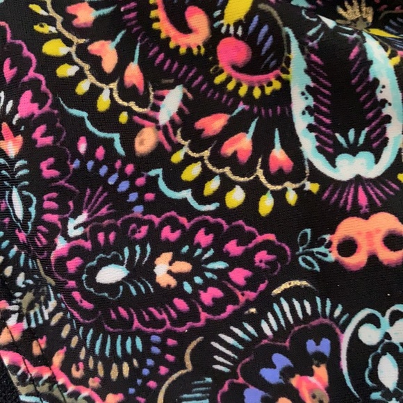 Bikini - Picture 4 of 4